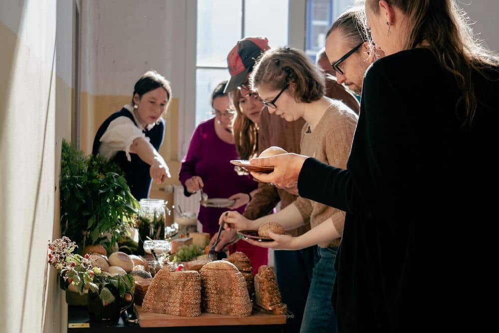 Pochen | Presse & Kontakt | Honorarfreie Bilder - 17